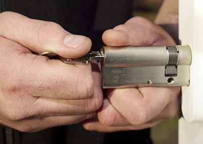 Super Locksmith Services Humble, TX 281-816-4790 - 29-10